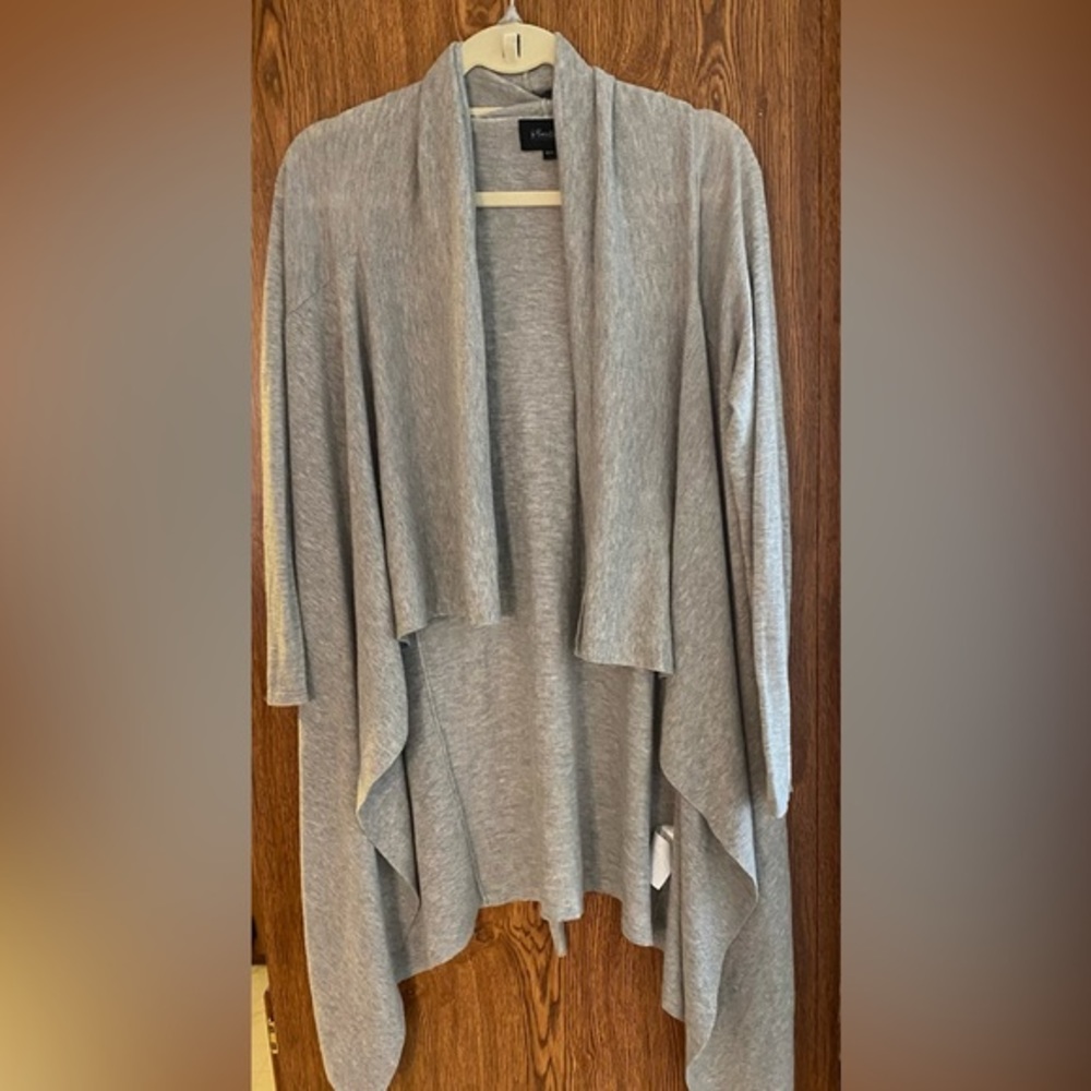 B boutique by Evergreen waterfall cascade, cardigan, ‎ Size small/medium